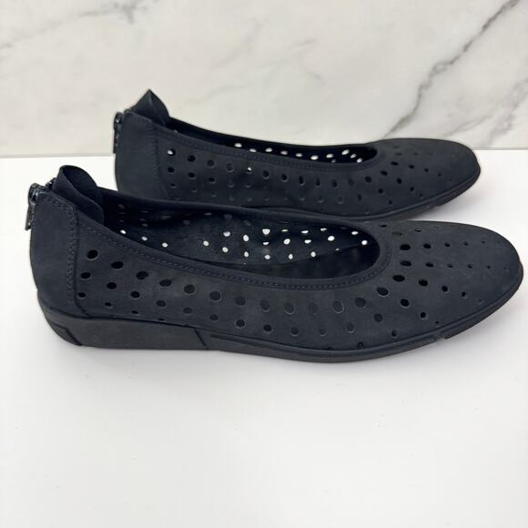 Sesto Meucci Womens Perforated Flat Shoes Size 7.5 Suede Leather Minimal Black - Picture 2 of 9